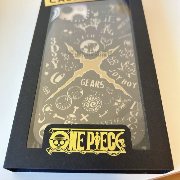 CASETIFY ONE PIECE IPhone 14 Plus Case - Picture 11 of 12